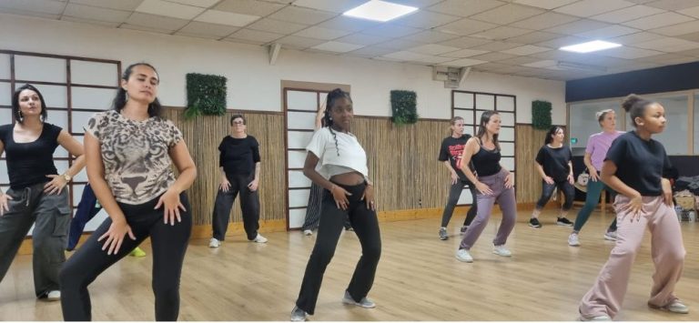 Planning de notre salle de danse aux Chatrons reggaeton bordeaux